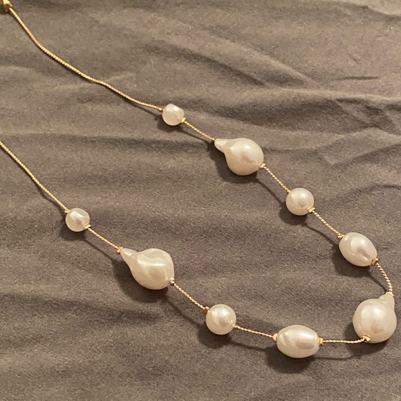 NWOT Pearl Necklace 😍 - Picture 14 of 16